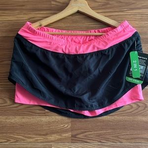 PONY 2 IN 1 ATHLETIC RUNNING SKORT NWT